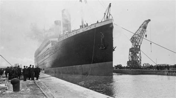 Is the SS United States bigger than the Titanic?