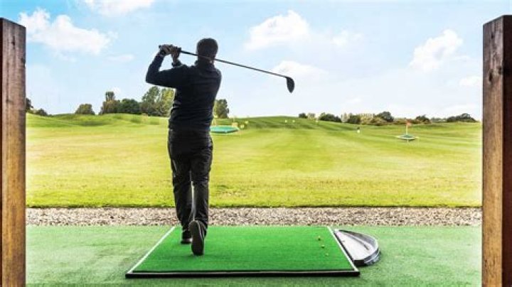 Should you go to the driving range before playing golf?