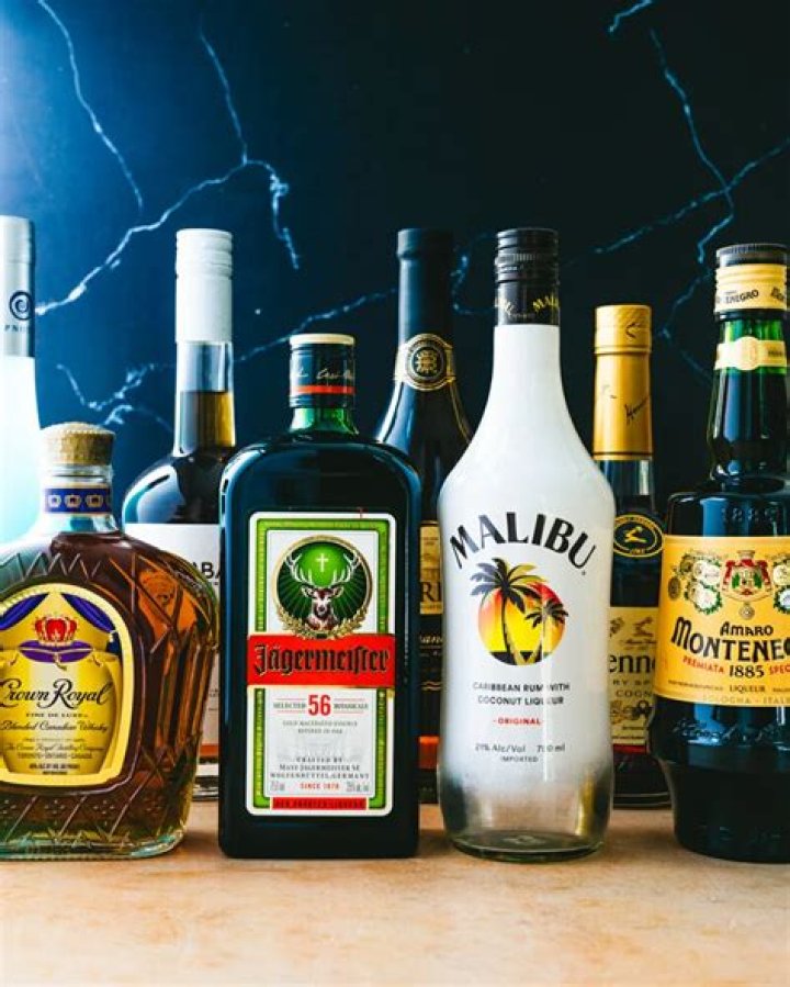 What alcohol is popular in Hawaii?