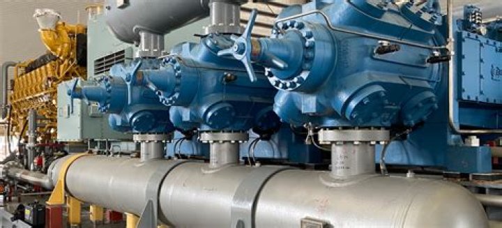What Color Is compressor oil?