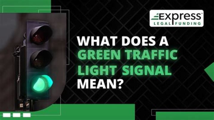 What does a circular green signal mean?
