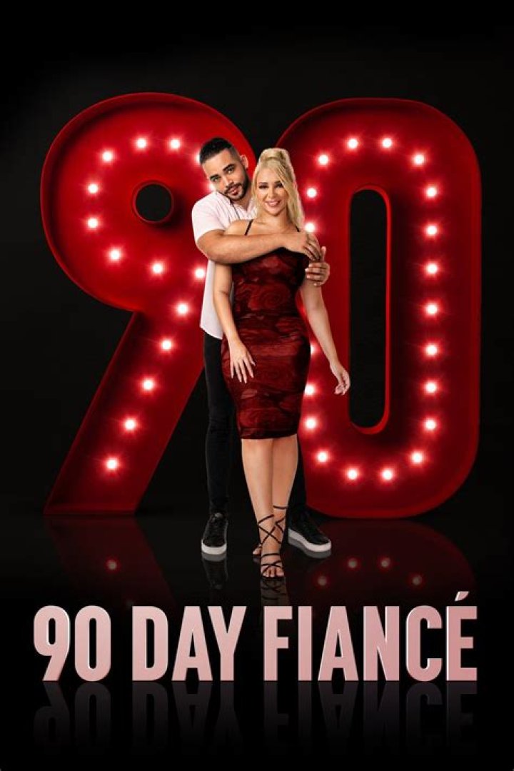 What does Memphis do for a living on 90 Day Fiancé?