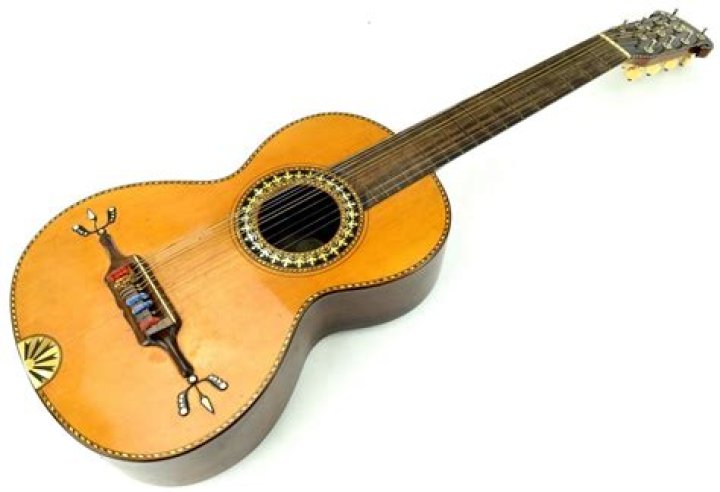 What is a Mexican guitar called?