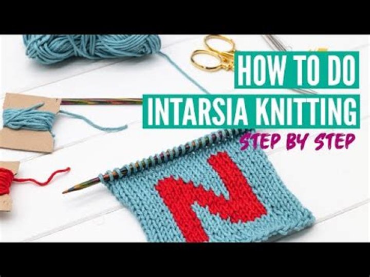 What is intarsia technique in knitting?
