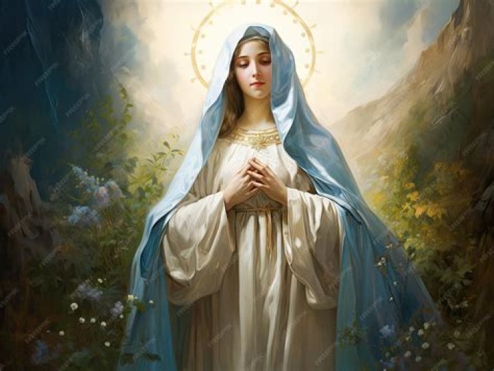 What is the Virgin Mary's outfit called?