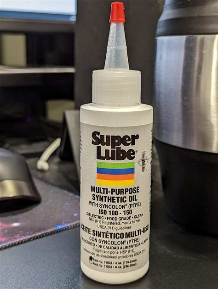 What lube should be used when mounting a tire?