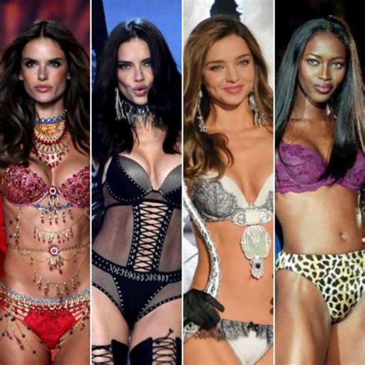 What size is a Victoria Secret model?