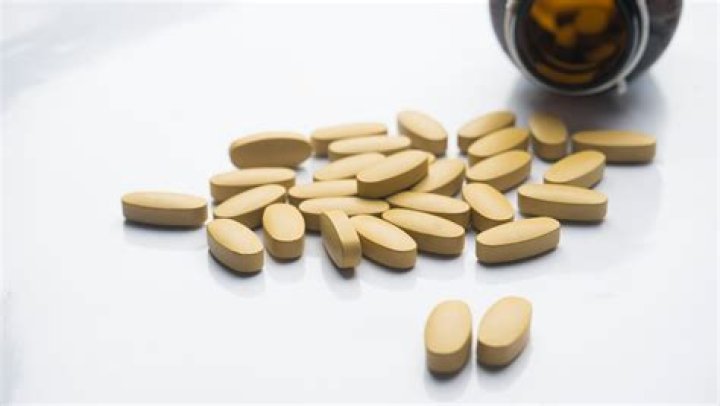 What supplements can cause skin rashes?