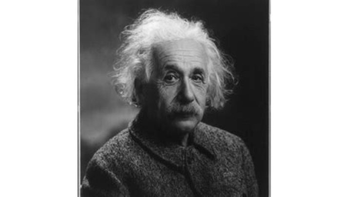 What surgery did Einstein refuse?
