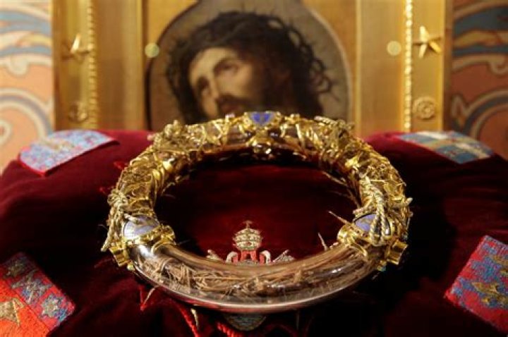 Where is the real crown of thorns?
