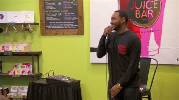 Who is Ronndell Smith?