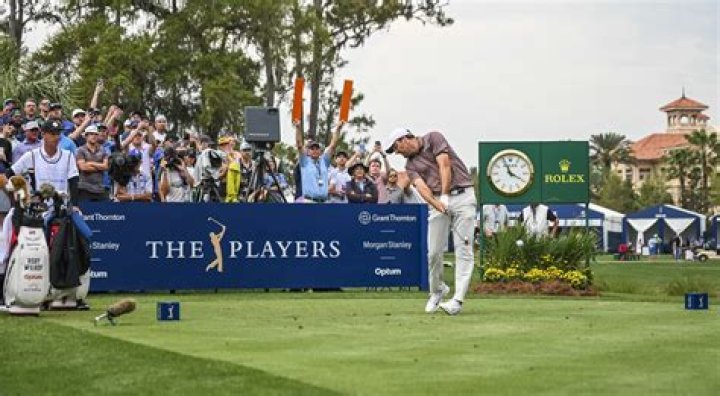 Why are there no shorts on the PGA Tour?