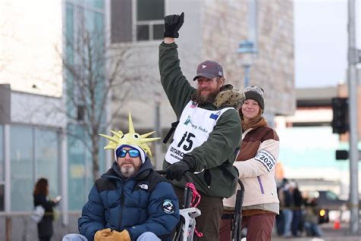 Why did Jesse Holmes move?