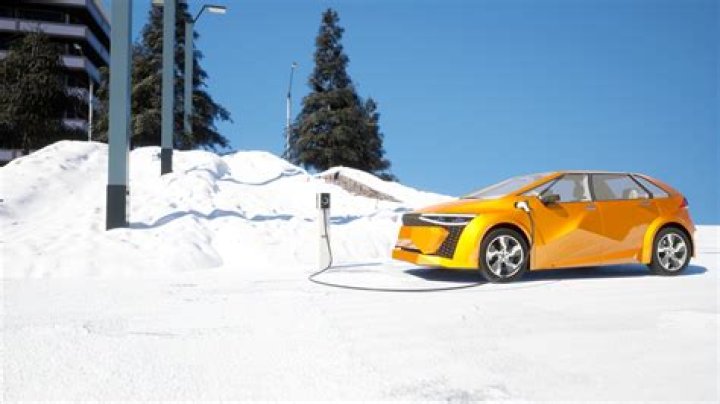 Why do electric cars have less range in winter?